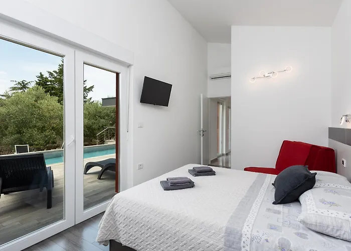 Villa Lm